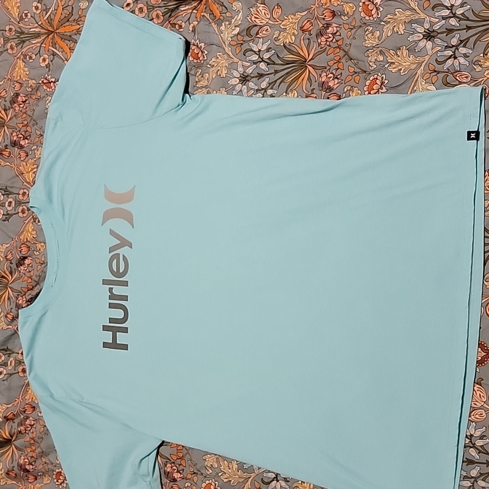 Hurley T-shirt